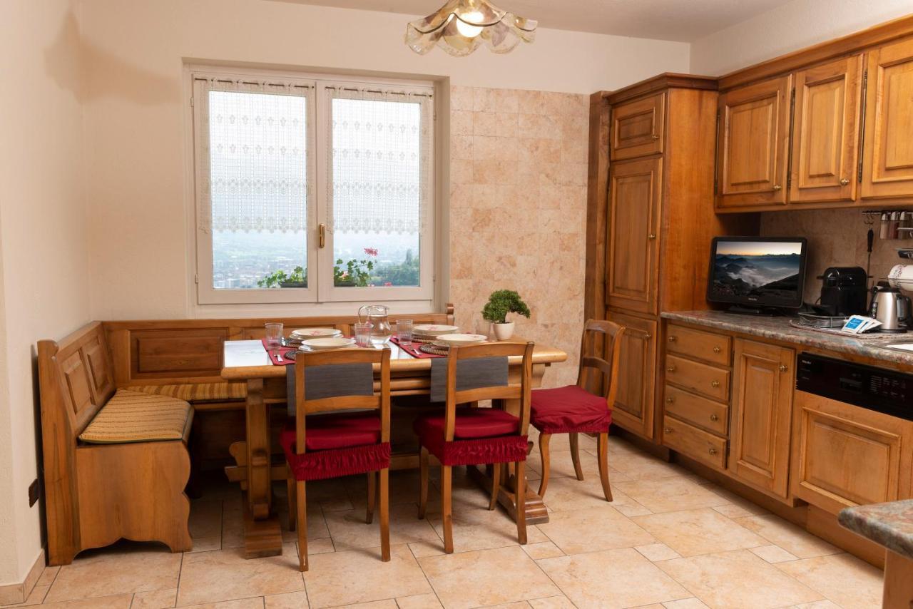 Villa Mara - Aosta - 200 Mq - Wifi - Jacuzzi - Parcheggio - Giardino Экстерьер фото