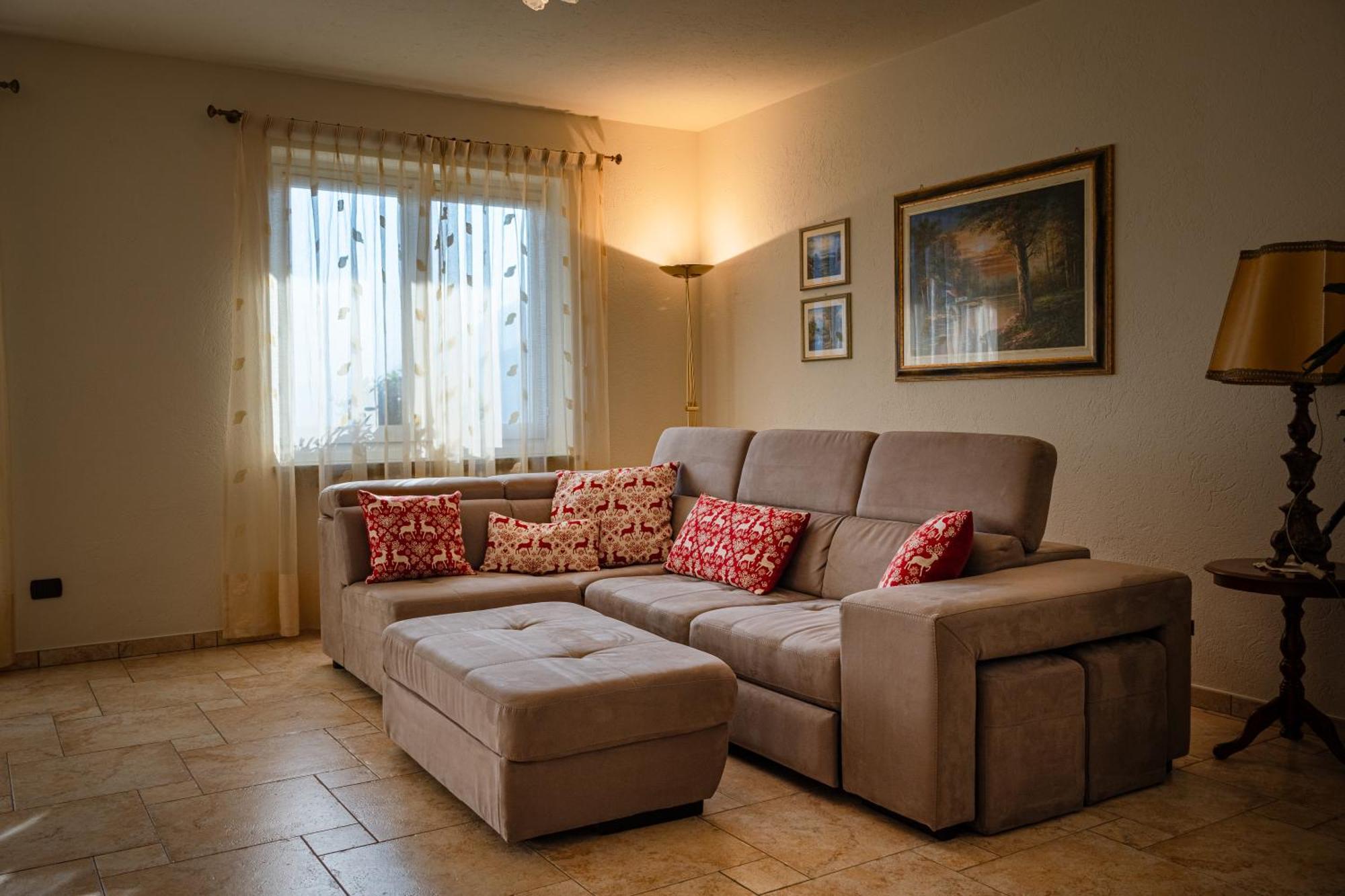 Villa Mara - Aosta - 200 Mq - Wifi - Jacuzzi - Parcheggio - Giardino Экстерьер фото